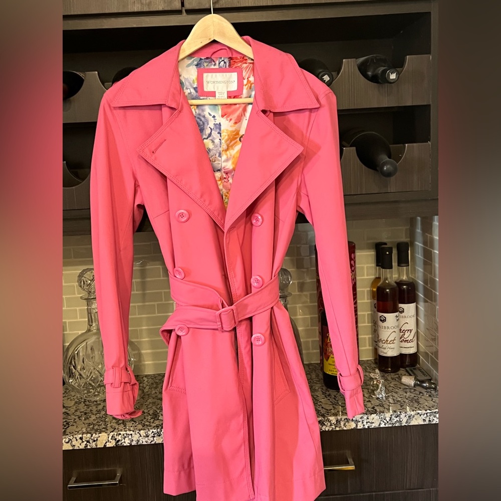 Women’s size S Worthington Rain Coat